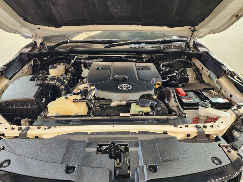 FORTUNER 2.4 V A/T