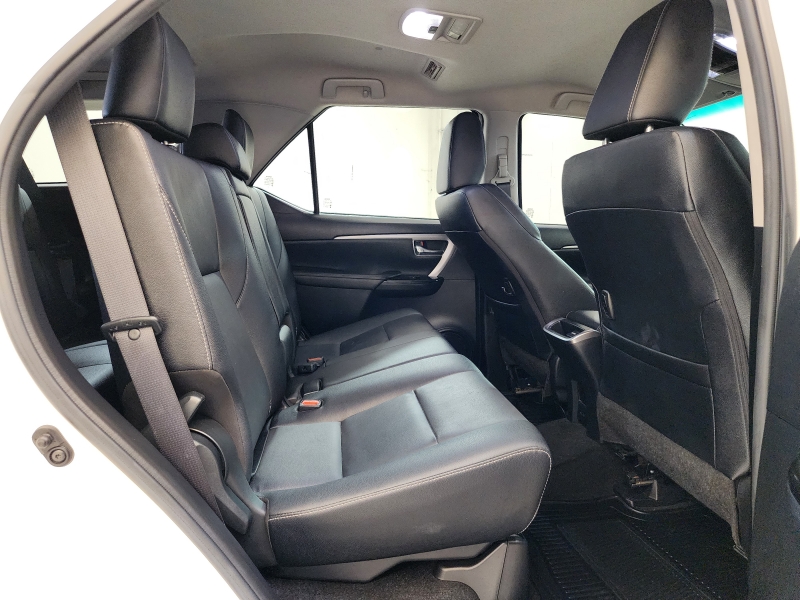 FORTUNER 2.4 V A/T
