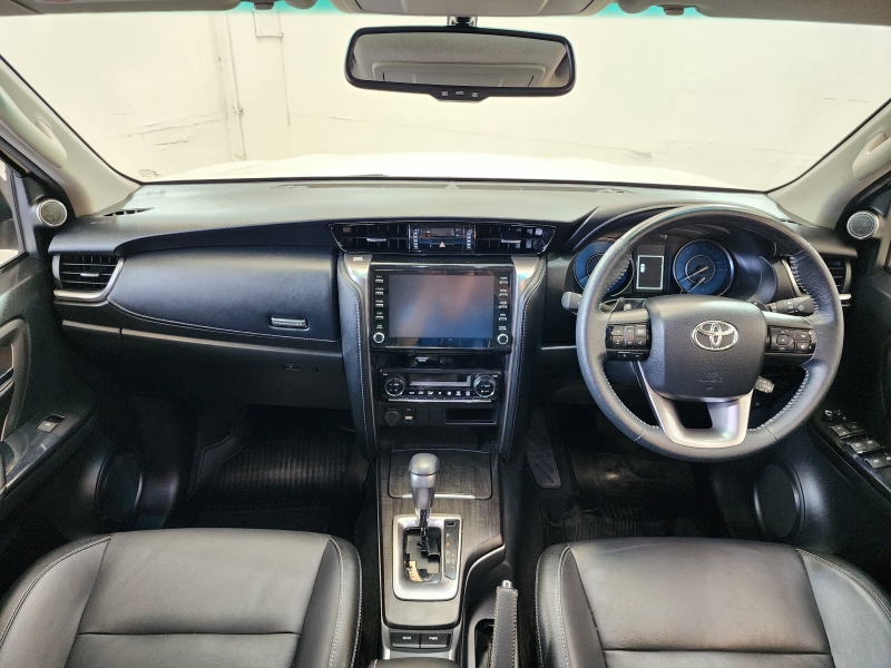FORTUNER 2.4 V A/T