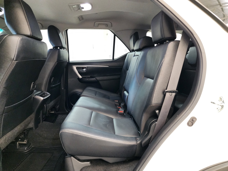 FORTUNER 2.4 V A/T