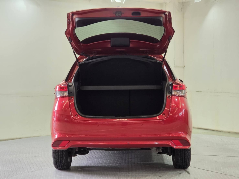 YARIS NEW 1.2 E A/T