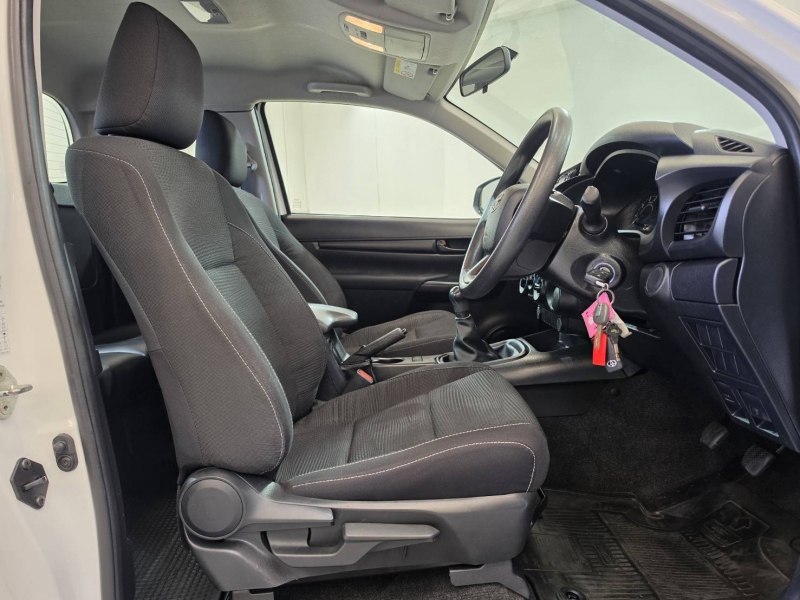 REVO SMART CAB 2.4 Z EDITION ENTRY M/T