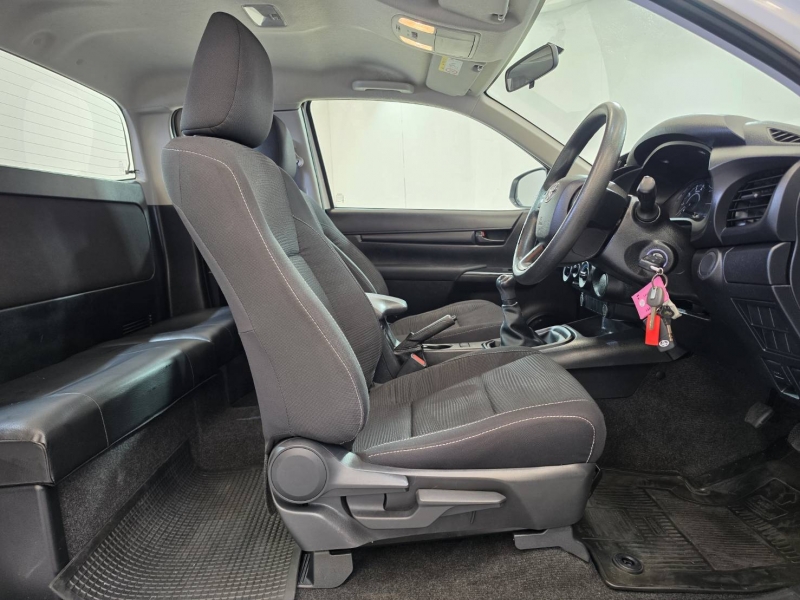 REVO SMART CAB 2.4 Z EDITION ENTRY M/T