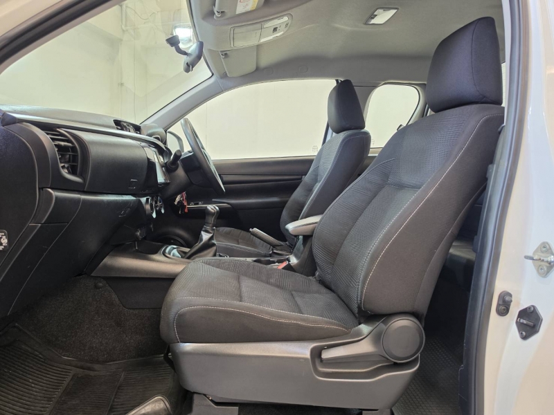 REVO SMART CAB 2.4 Z EDITION ENTRY M/T