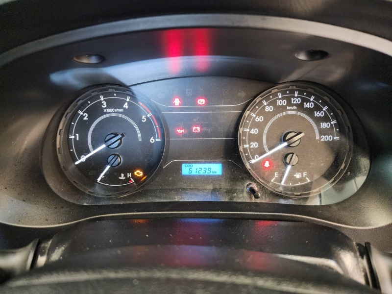 REVO SMART CAB 2.4 Z EDITION ENTRY M/T