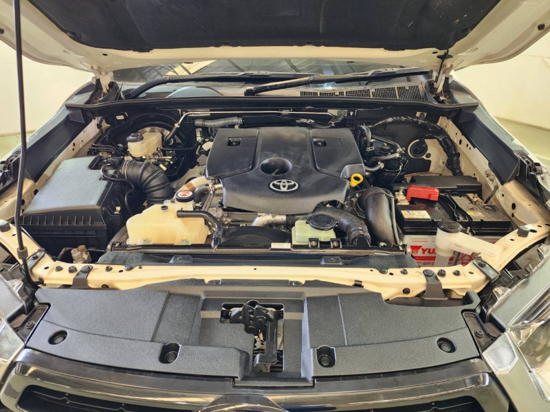 REVO SMART CAB 2.4 Z EDITION ENTRY M/T