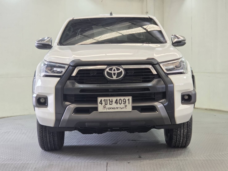 REVO D- CAB 2.4 ENTRY Pre  A/T