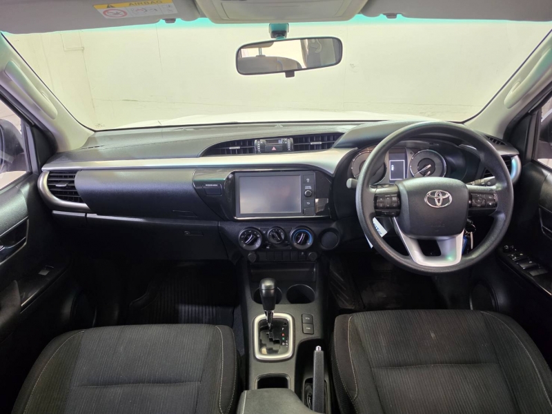 REVO D- CAB 2.4 ENTRY Pre  A/T