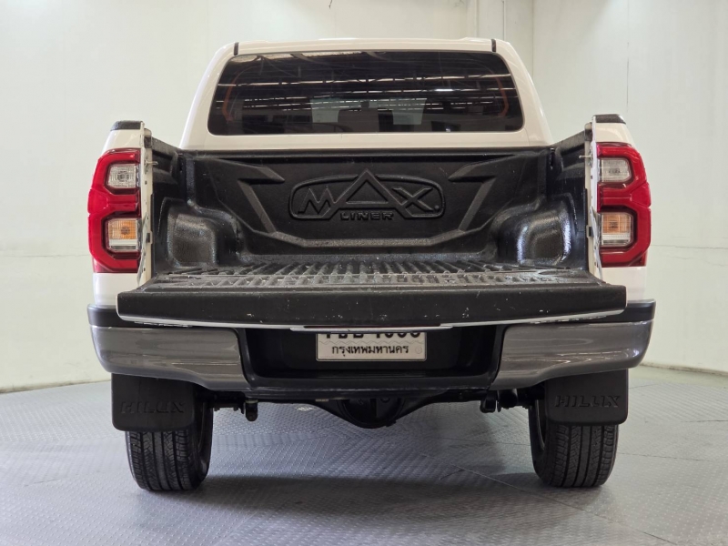 REVO D- CAB 2.4 ENTRY Pre  A/T