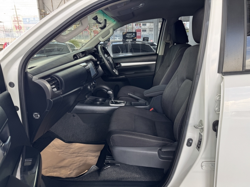 REVO D- CAB 2.4 ENTRY Pre  A/T