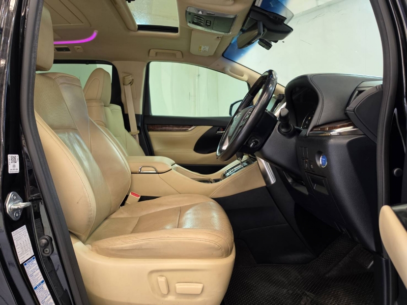 ALPHARD 2.5 A/T