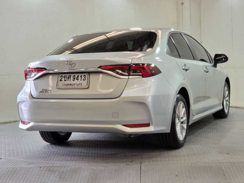 ALTIS NEW 1.6 G A/T