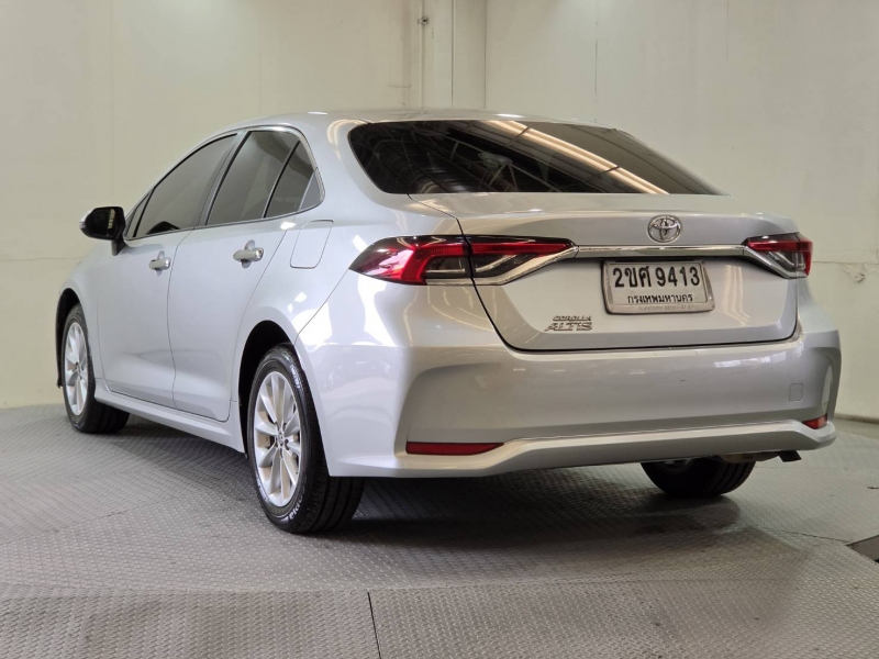 ALTIS NEW 1.6 G A/T