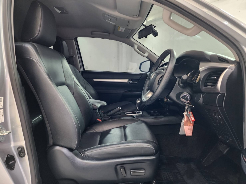 REVO SMART CAB 2.4 MID Pre A/T