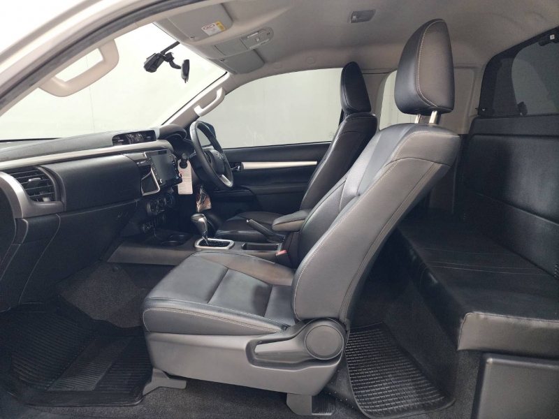 REVO SMART CAB 2.4 MID Pre A/T