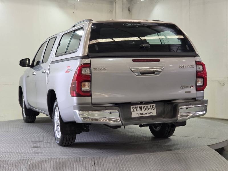 REVO D-CAB 2.4 EDITION MID M/T