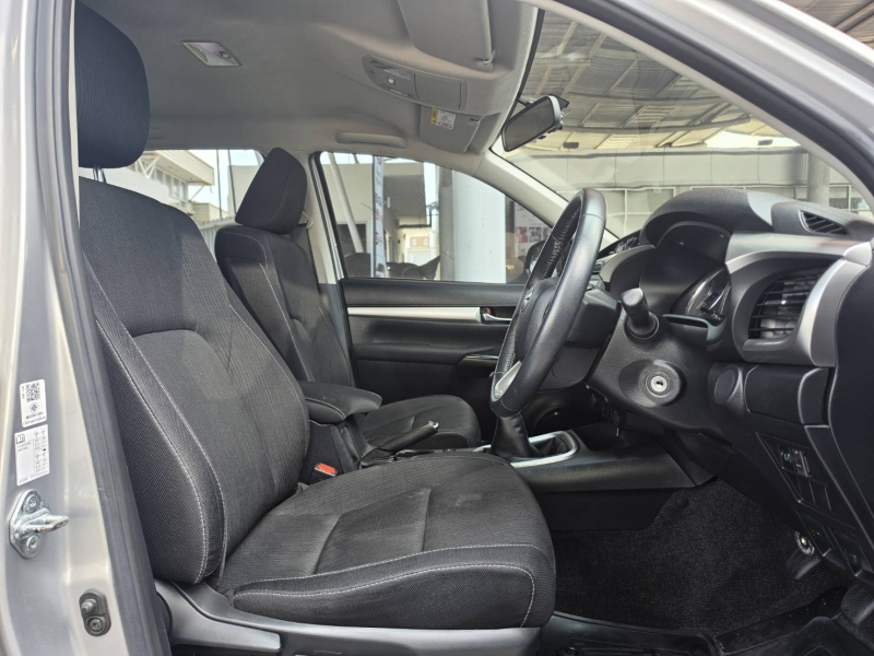 REVO D-CAB 2.4 EDITION MID M/T
