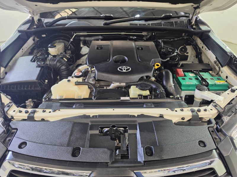 REVO D- CAB 2.4 ENTRY Pre A/T