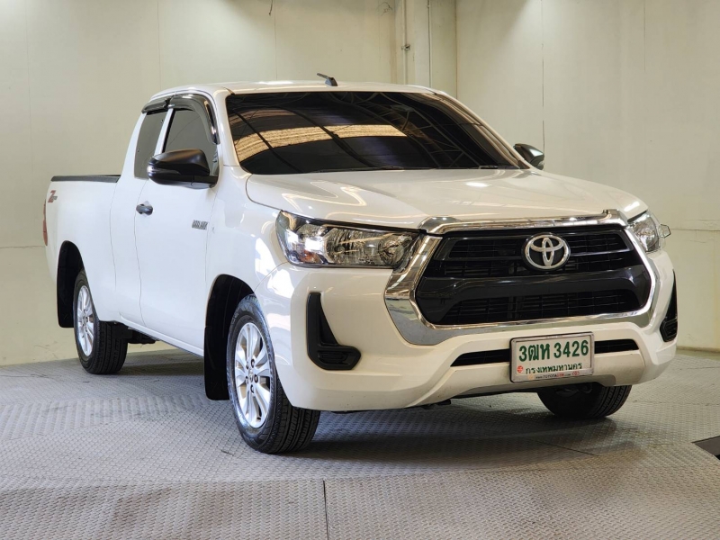 REVO SMART CAB 2.4 Z EDITION ENTRY M/T