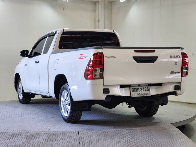 REVO SMART CAB 2.4 Z EDITION ENTRY M/T