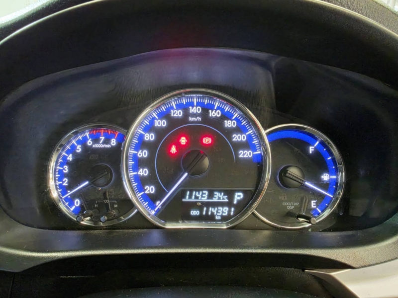 YARIS NEW 1.2 E A/T