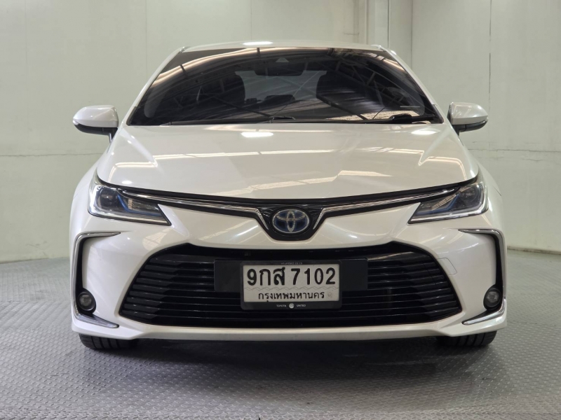 ALTIS NEW 1.8 HYBIRD HIGH A/T