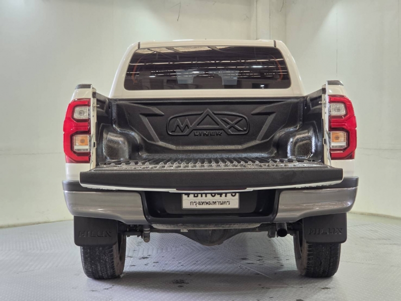REVO D-CAB 2.4 ENTRY Pre A/T