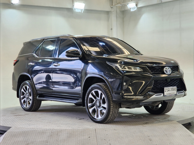 FORTUNER NEW 2.4 Legender Navi A/T