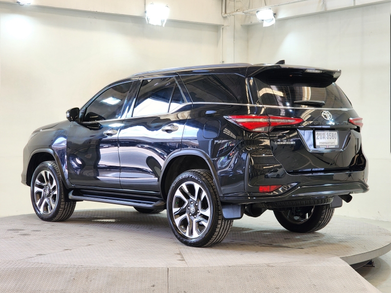 FORTUNER NEW 2.4 Legender Navi A/T