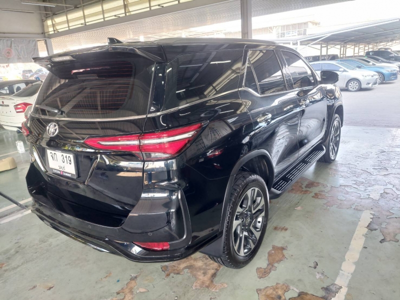 FORTUNER NEW 2.4 Legender Navi A/T