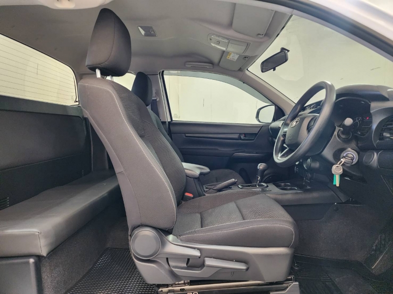 REVO SMART CAB 2.4 Z EDITION ENTRY A/T