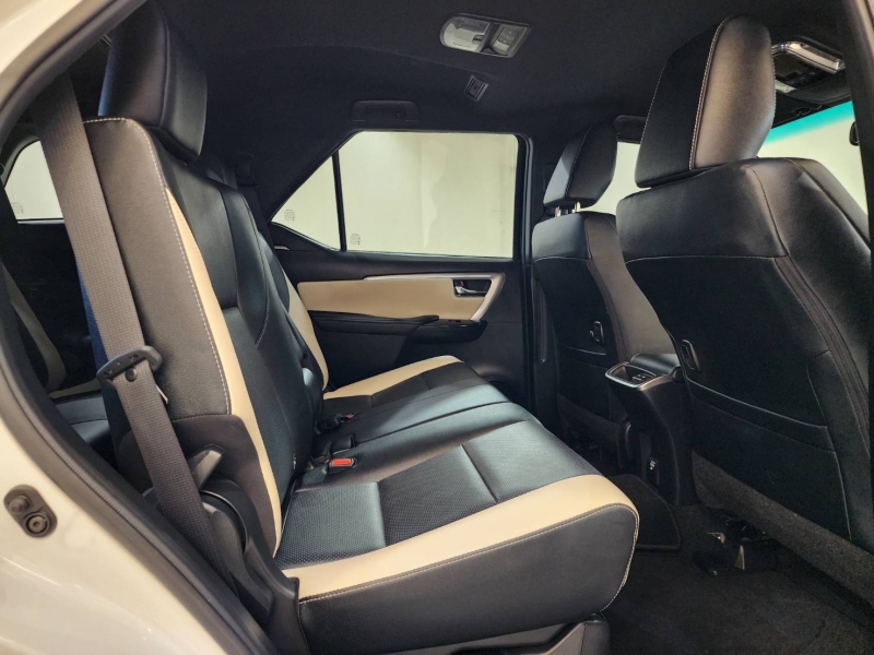 FORTUNER 2.8 LEGENDER 4WD A/T