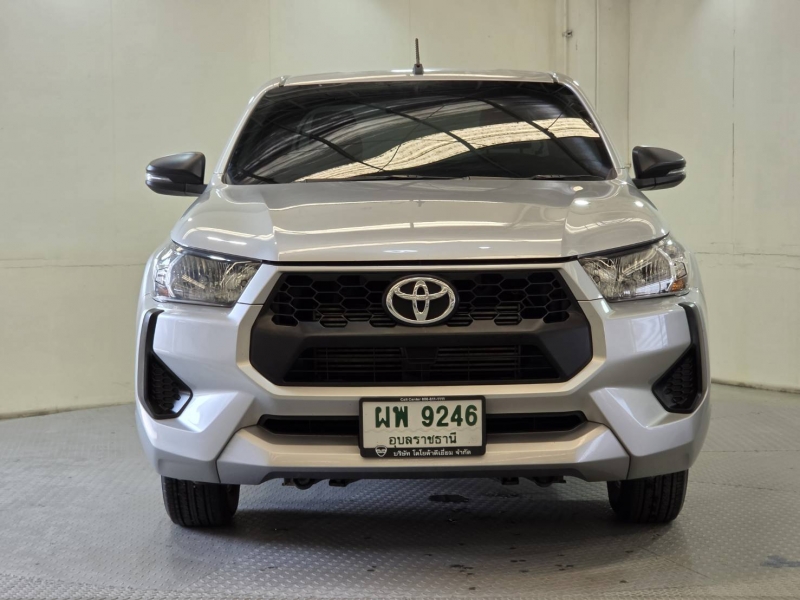 REVO SMART CAB 2.4 Z EDITION ENTRY M/T (หน้าใหม่)