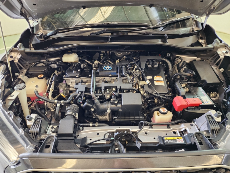 CROSS 1.8 HV PREMIUM SAFETY A/T