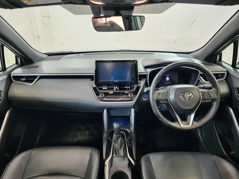 CROSS 1.8 HV PREMIUM SAFETY A/T