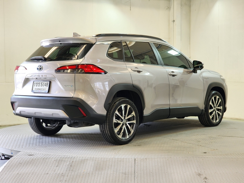 CROSS 1.8 HV PREMIUM SAFETY A/T