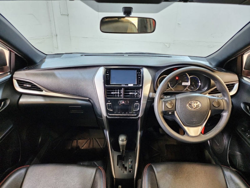 YARIS NEW 1.2 MID A/T