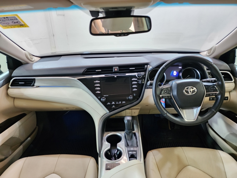 CAMRY NEW 2.5 HV PREMIUM A/T (หน้าใหม่)