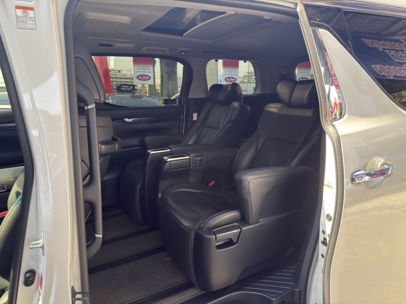 VELLFIRE 2.5 A/T