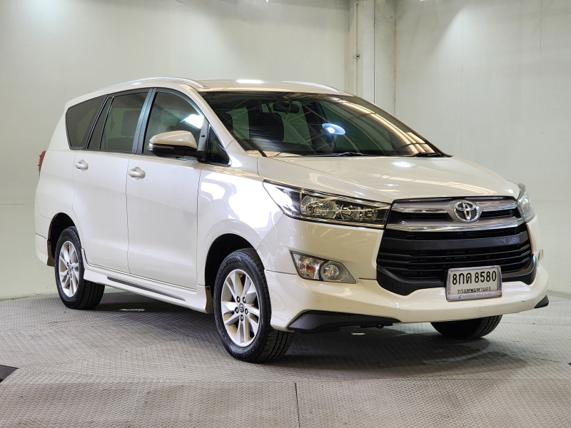 INNOVA 2.8 CRYSTA A/T