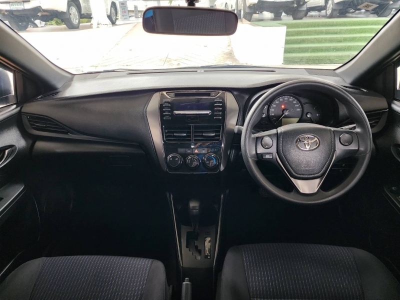 YARIS NEW 1.2 ENTRY A/T