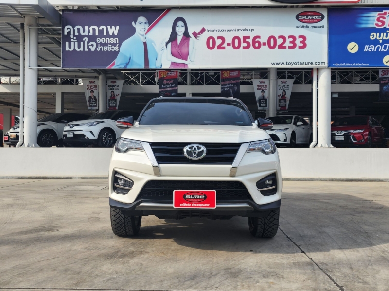 FORTUNER 2.8 TRD 4WD (Black Top) A/T