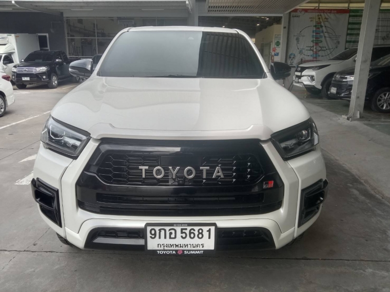 REVO D-CAB 2.8 GR SPORT 4WD A/T