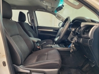 REVO D-CAB 2.4 ENTRY Pre A/T