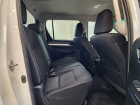 REVO D-CAB 2.4 ENTRY Pre A/T