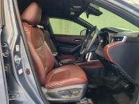 CROSS 1.8 HV PREMIUM SAFETY A/T
