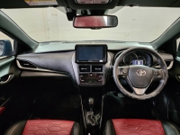 YARIS NEW 1.2 PREMIUM S A/T (BLACK-ROOF)