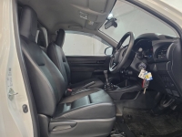 REVO SINGLE CAB 2.4 ENTRY M/T