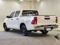 REVO D-CAB 2.4 Z EDITION ENTRY A/T