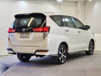 INNOVA 2.8 CRYSTA PREMIUM A/T